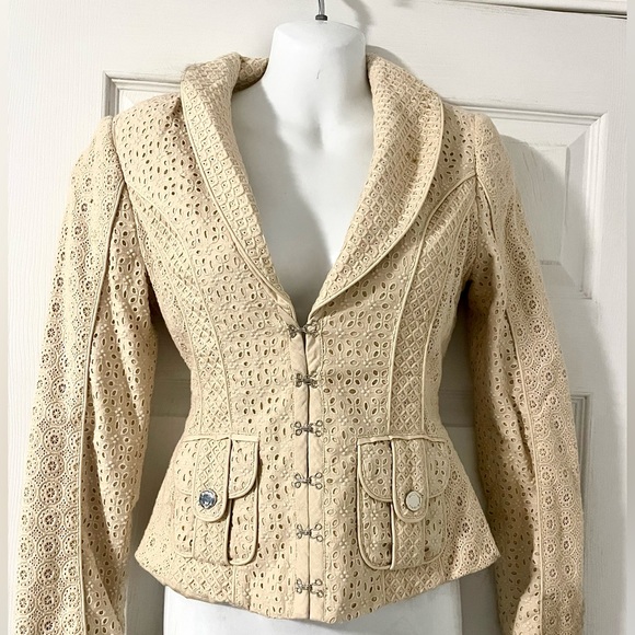 Marciano lace crochet overlay blazer size 0 - Picture 1 of 4